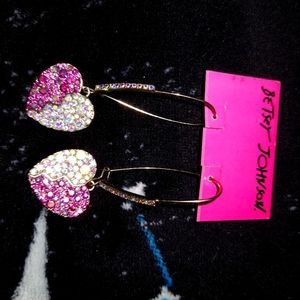 NWT Adorable Heart Shaped Two Toned Crystal Betsey Johnson Earrings